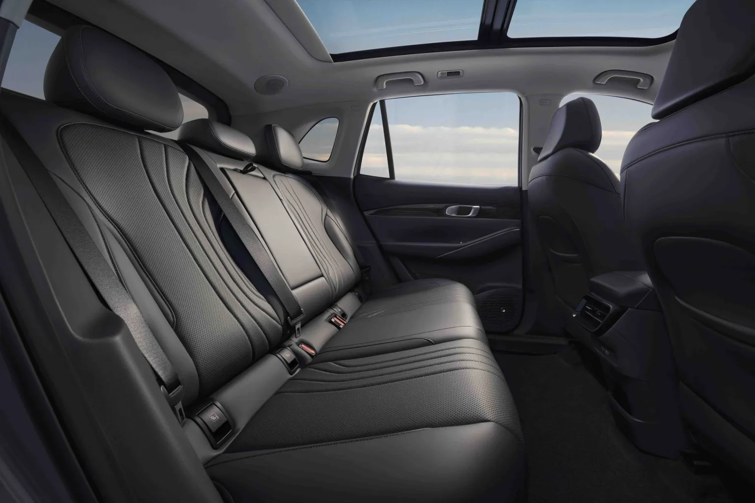 05-Interior-Geely-Starray-EM-i-Geely-Ambara-Group.webp.bv_resized_desktop.webp.bv